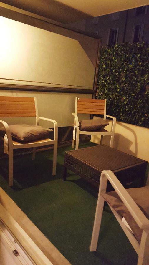Appartement Spacieux Avec Terrasse Pres De Paris Et Du Stade De France Saint-Denis  Luaran gambar