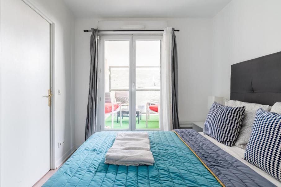 Appartement Spacieux Avec Terrasse Pres De Paris Et Du Stade De France Saint-Denis  Luaran gambar
